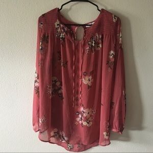 Liz Lange maternity top